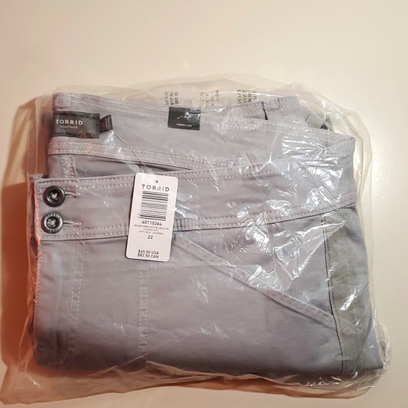 ❤NWT VINTAGE TORRID CROP AVIATOR PANT - HARBOR MIST - COMFORT WAIST - PLUS SIZE - Picture 11 of 13